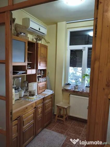 Garsonieră semidecomandată în Central