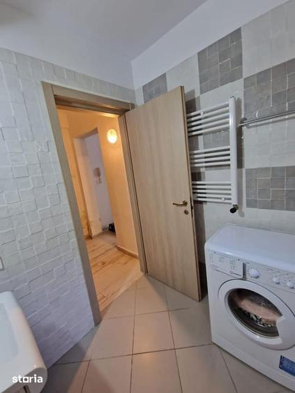 Garsonieră decomandată în Baza 3
