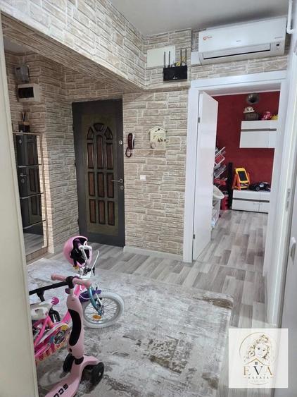 Apartament cu 3 camere decomandat în Progresul