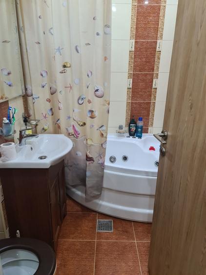 Apartament cu 3 camere decomandat în Autogară