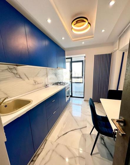 Apartament cu 3 camere decomandat, mobilat în Ultracentral