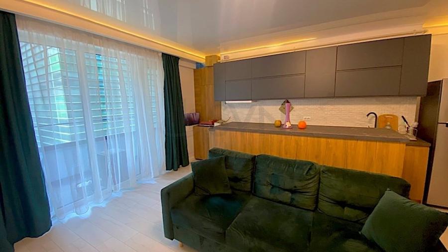 Apartament cu 3 camere decomandat în Pipera