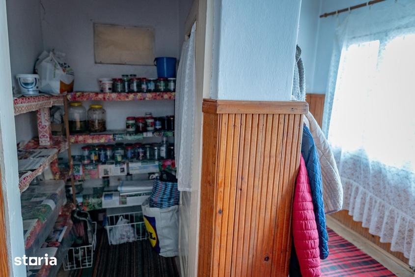 Casă cu 7 camere cu Teren 1308 Mp în Tazlău