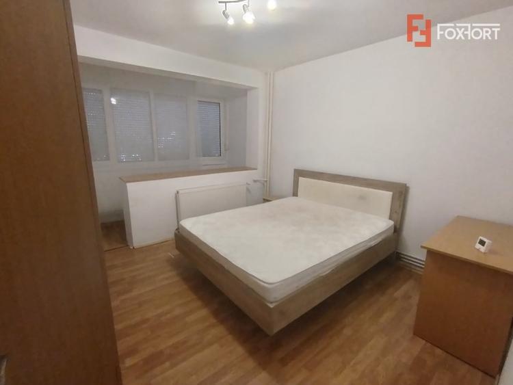 Apartament cu 2 camere decomandat, mobilat în Complex Studențesc
