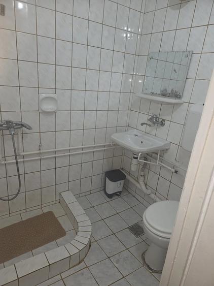 Garsonieră decomandată în Complex Studențesc