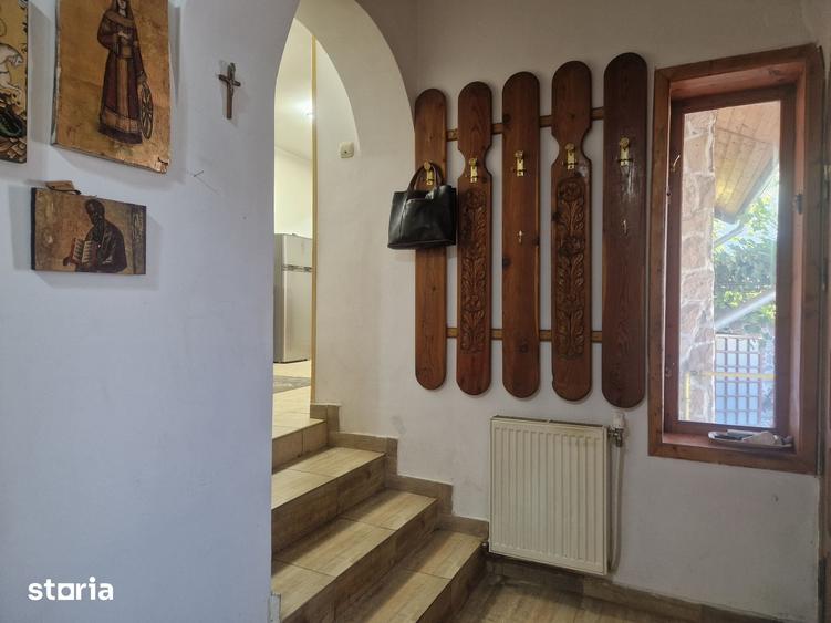 Casă cu 4 camere cu Teren 204 Mp în Gheorghe Doja