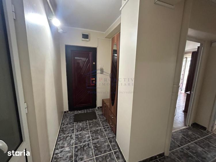 Apartament cu 3 camere în George Enescu