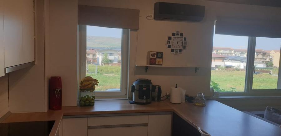 Apartament 3 camere, 71 mp ,zona Teilor - 2
