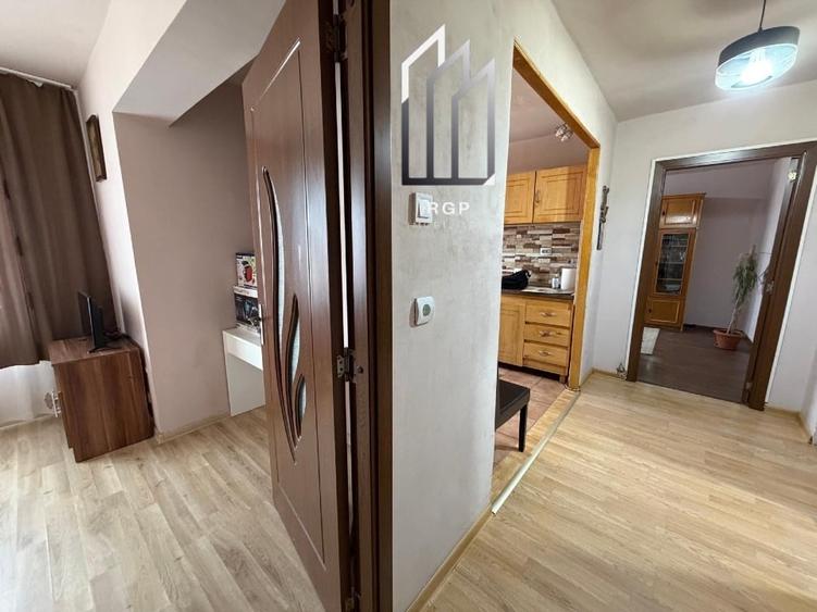 Apartament cu 2 camere decomandat, mobilat în Nufărul