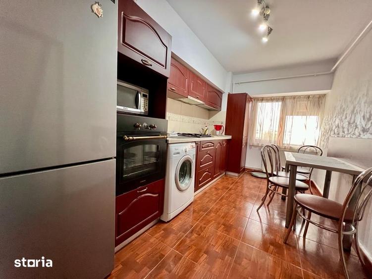 Apartament cu 4 camere decomandat în Ultracentral