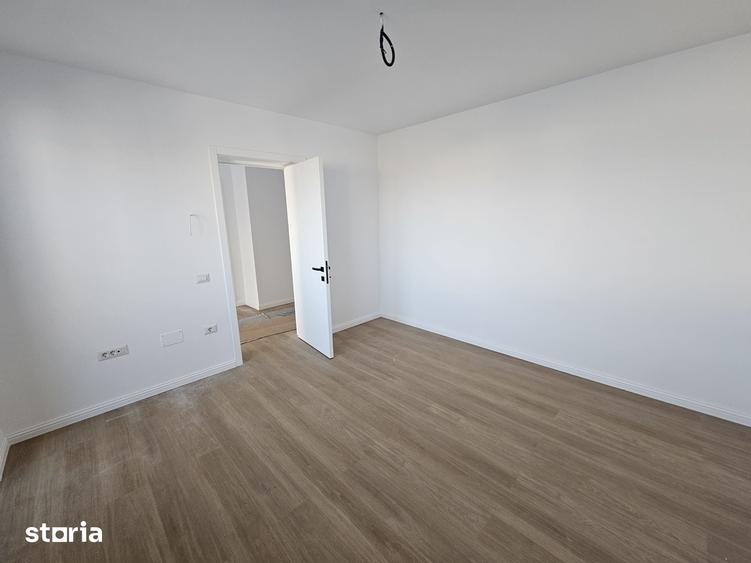 Casă cu 4 camere cu Teren 335 Mp în Trivale