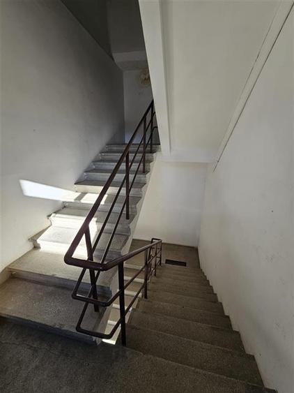 Apartament cu 3 camere decomandat, mobilat în Centrul Istoric