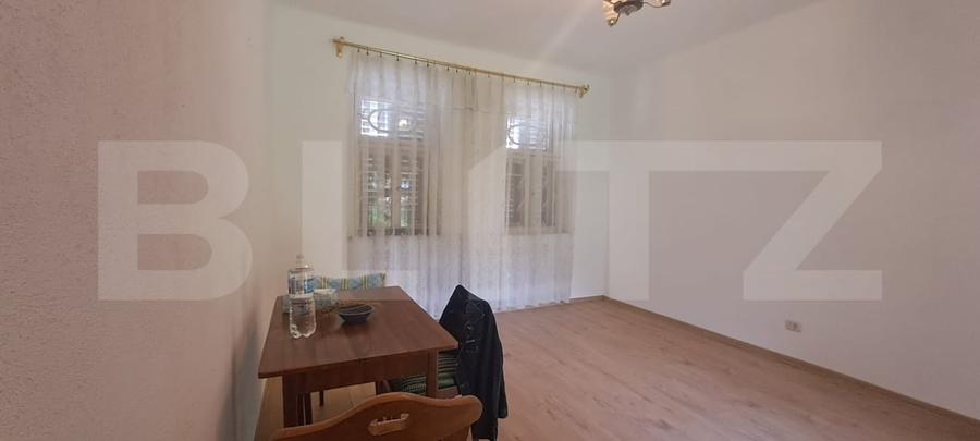 Casă individuală cu 5 camere cu Garaj în Berivoi