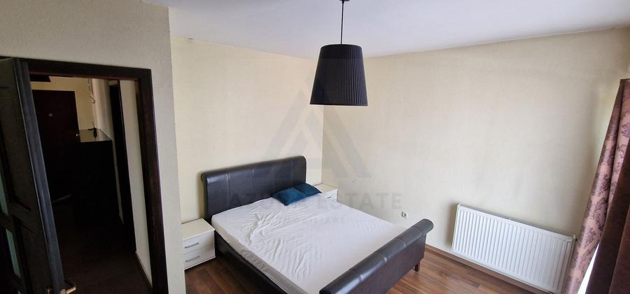 Apartament cu 3 camere decomandat, mobilat în Calea Dumbrăvii