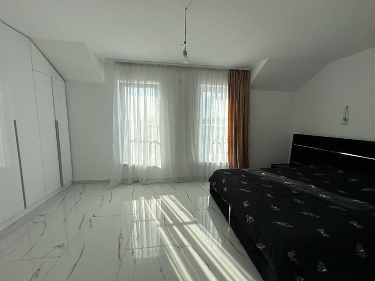 Duplex cu 3 camere cu Teren 305 Mp în Moșnița Veche