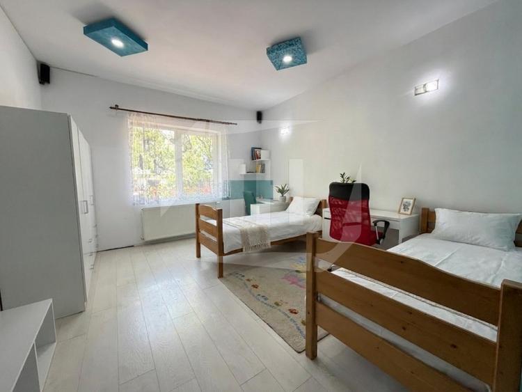 Casă individuală cu 4 camere cu Canalizare în Gruia