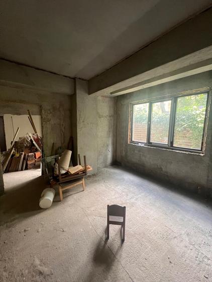 APARTAMENT 3 CAMERE DE VANZARE PARTER CU TERASA - 2