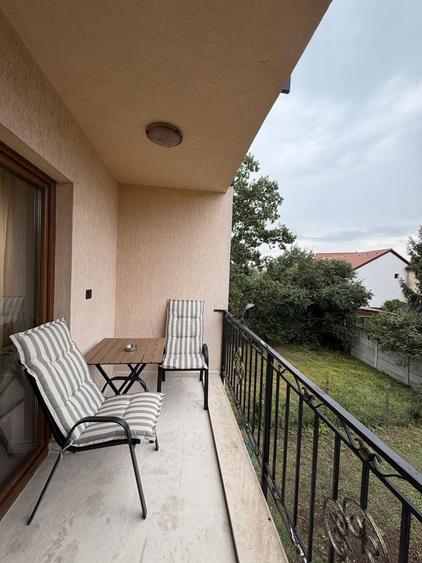 Apartament cu 3 camere decomandat în Trei Stejari