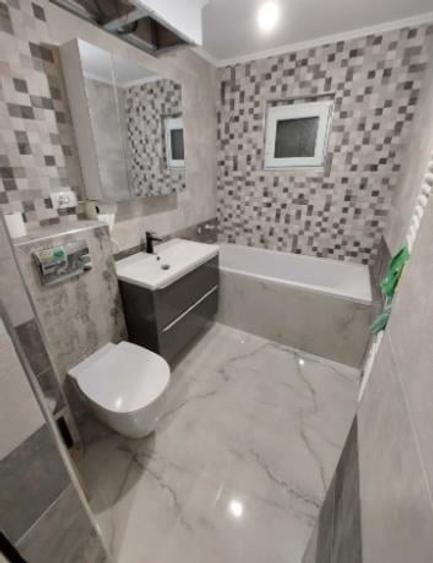 Apartament cu 4 camere decomandat, mobilat în E3
