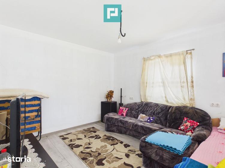 Casă cu 7 camere cu Teren 1482 Mp în Nojorid