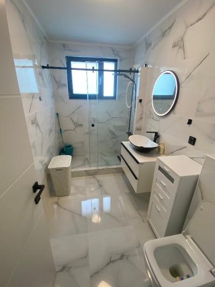 Apartament cu 2 camere decomandat, mobilat în Florești