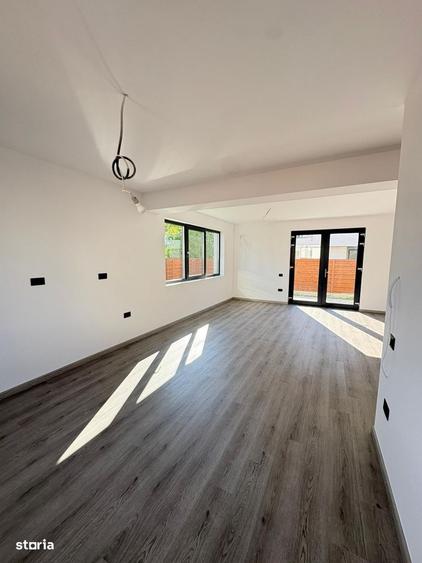 Casă cu 3 camere cu Teren 220 Mp în Central