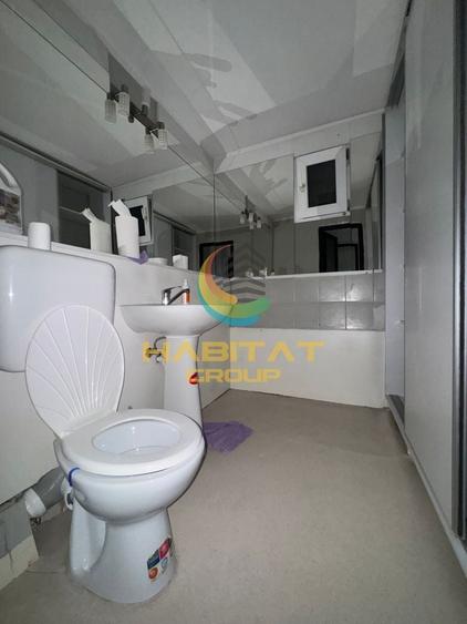 Apartament cu 4 camere decomandat în Dristor