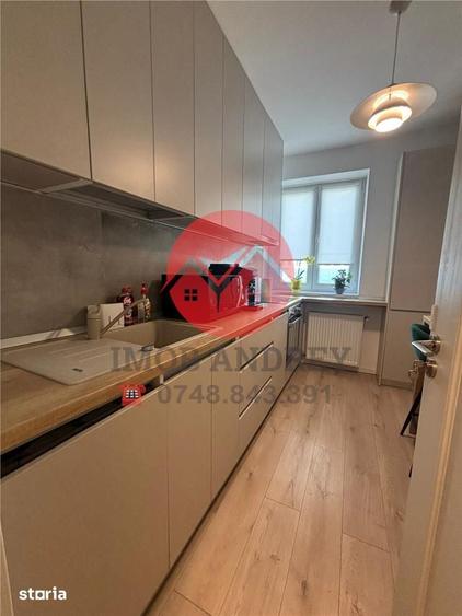Apartament cu 2 camere decomandat în Central