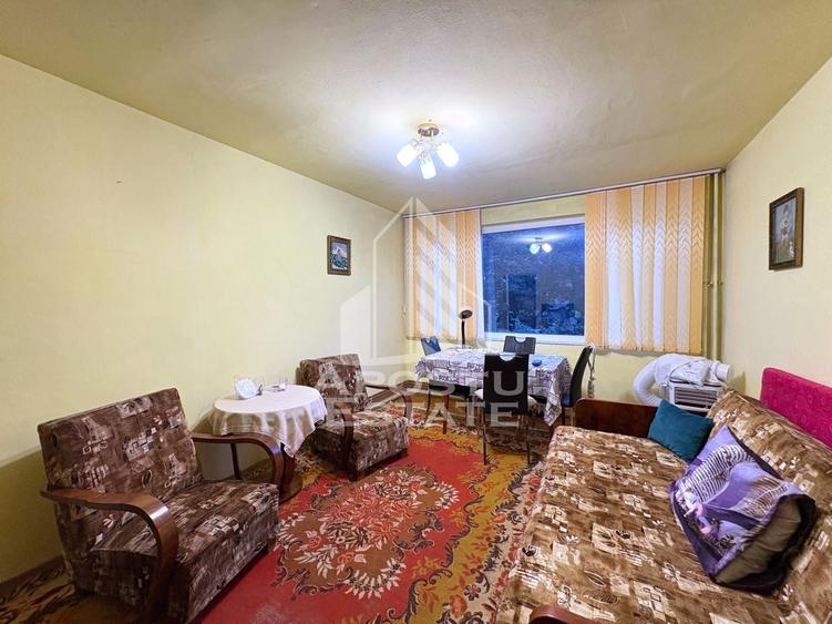Apartament cu 2 camere decomandat, mobilat în Medicină