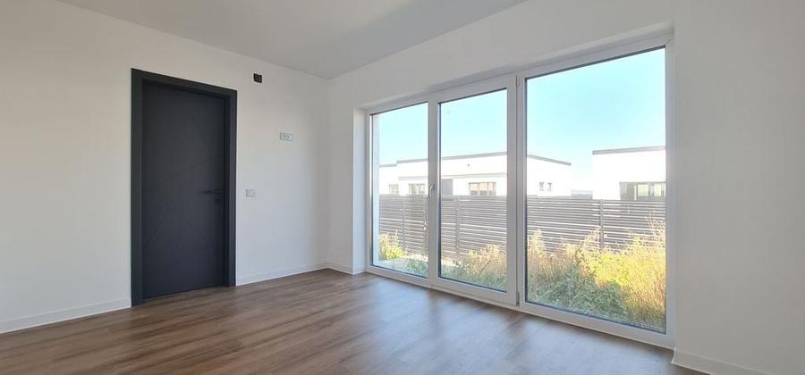 Casă cu 4 camere cu Teren 500 Mp în Tărlungeni