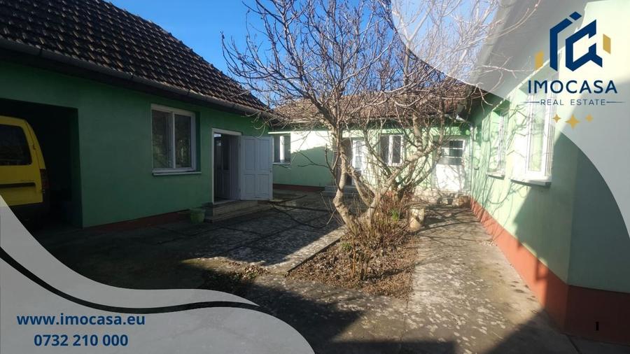 Casă individuală cu 6 camere cu Canalizare în Nord-Est
