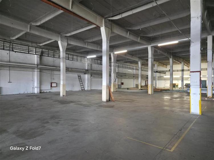 Spațiu industrial, de 4,400 mp, în Central