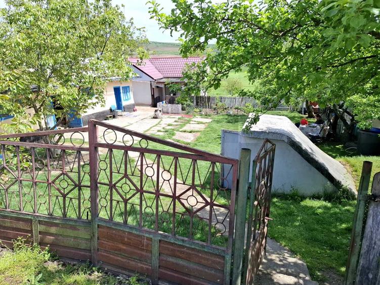 Casă cu 3 camere în Frumoasa