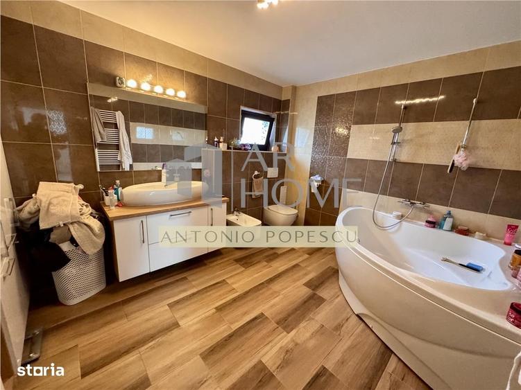 Casă cu 4 camere cu Teren 400 Mp în Păulești