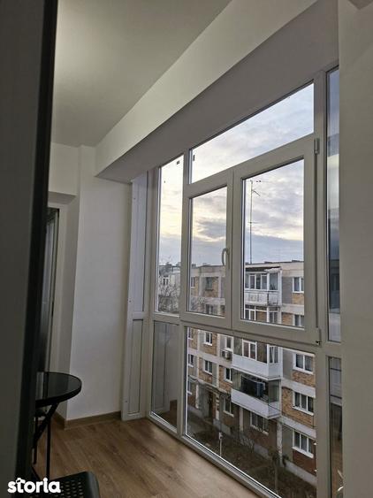 Apartament cu 3 camere decomandat în Banat