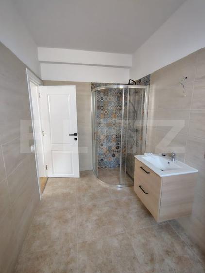 Casă individuală cu 4 camere cu Canalizare în Chinteni