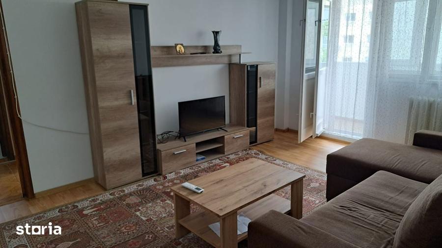 Proprietar inchiriez pe termen lung apartament 2 camere,Tei - 400 EUR - 1