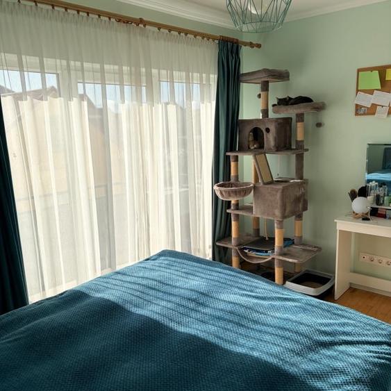 Apartament in zona Tineretului , etaj 1 ,2 camere , 2 balcoane - 8