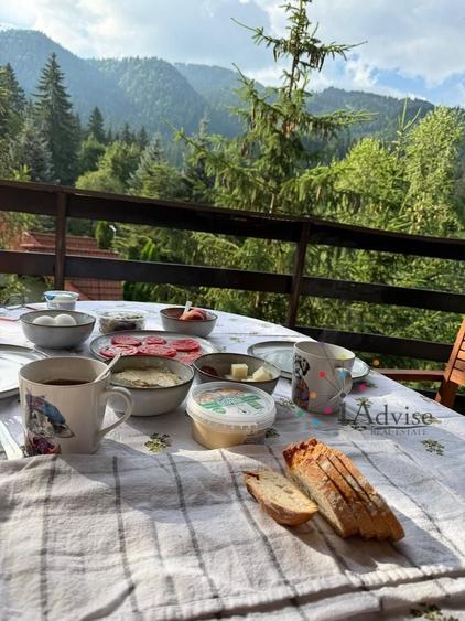 Apartament cu 3 camere decomandat în Poiana Brașov