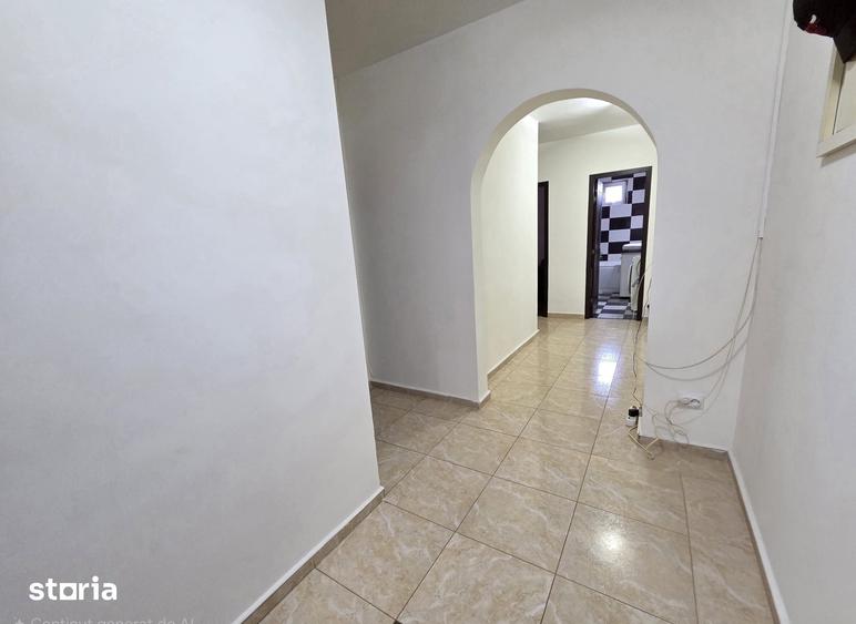 Apartament cu 3 camere decomandat în Micro 6