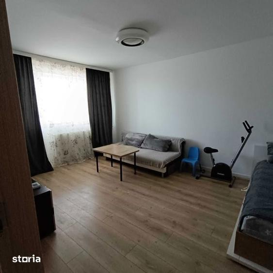Inchiriez apartament 2 camere - 4