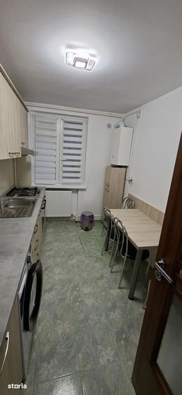 Apartament cu 2 camere decomandat în Exterior Vest