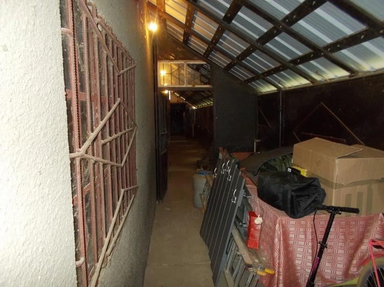 Casă cu 3 camere cu Teren 1689 Mp în Pădureni