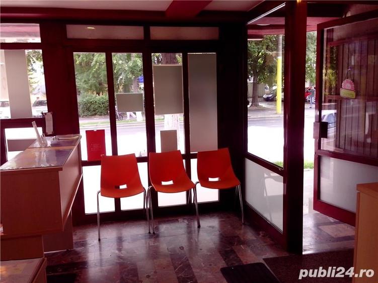 Spațiu comercial, de 90 mp, în Republica