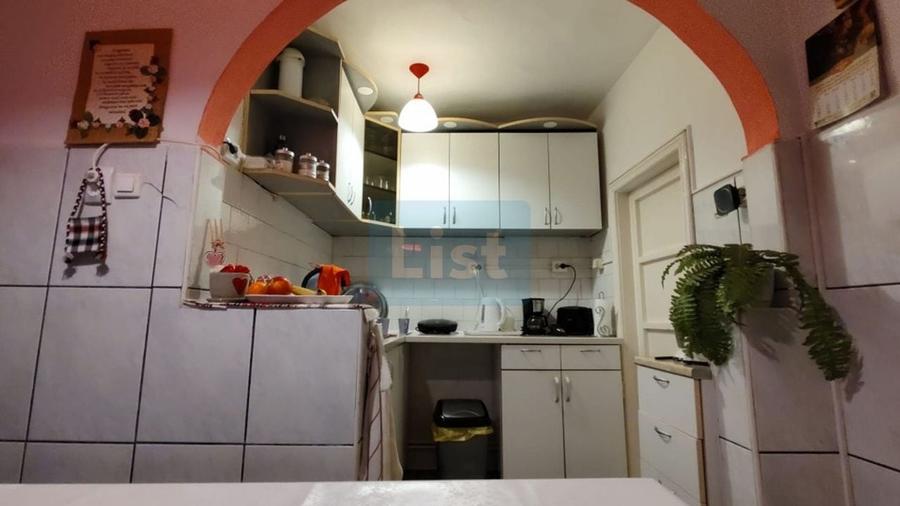 Casă cu 7 camere cu Canalizare în Sânmartin