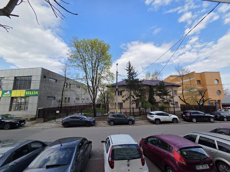 Casă cu 4 camere cu Teren 776 Mp în Unirii