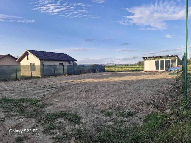 Teren de 500 mp, în Stupini