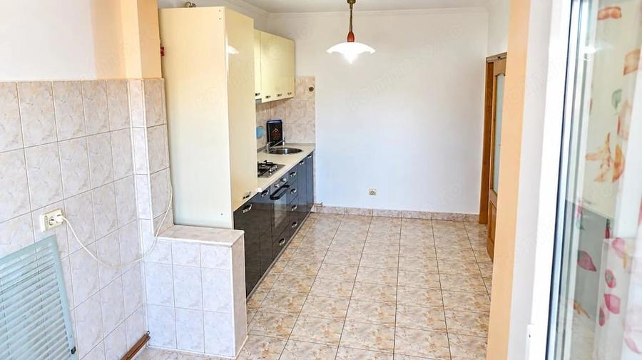Casă cu 5 camere cu Teren 219 Mp în Trivale
