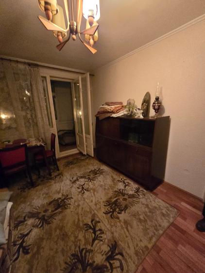 Apartament cu 2 camere, mobilat în Pajura