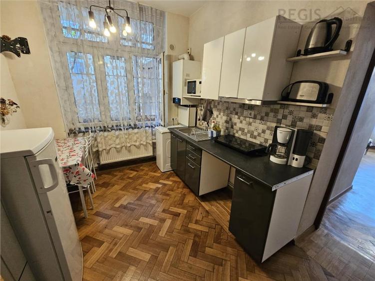 Investitie la cheie in zona centrala! 2 apartamente la casa, - 15